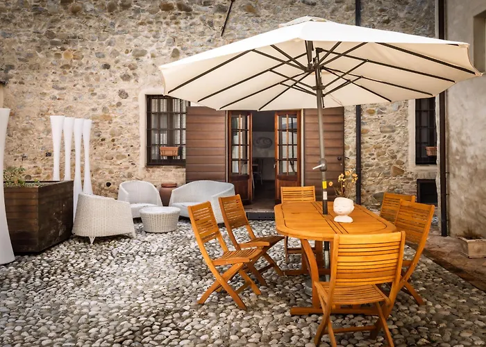 Couette-café Relais Della Corte 4*